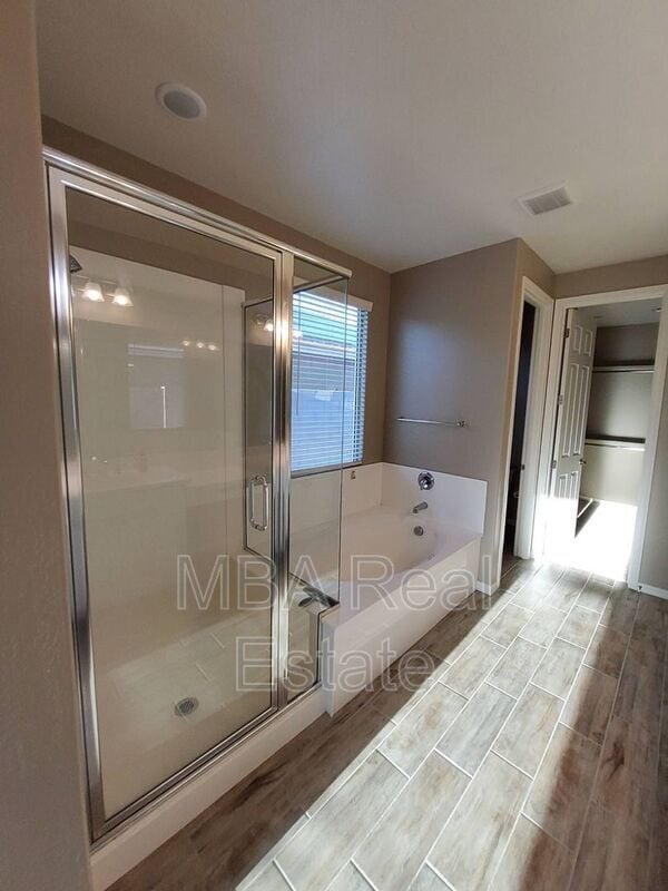 Building Photo - 704 N 152nd Dr