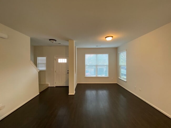 Building Photo - 5454 Farm House Trail