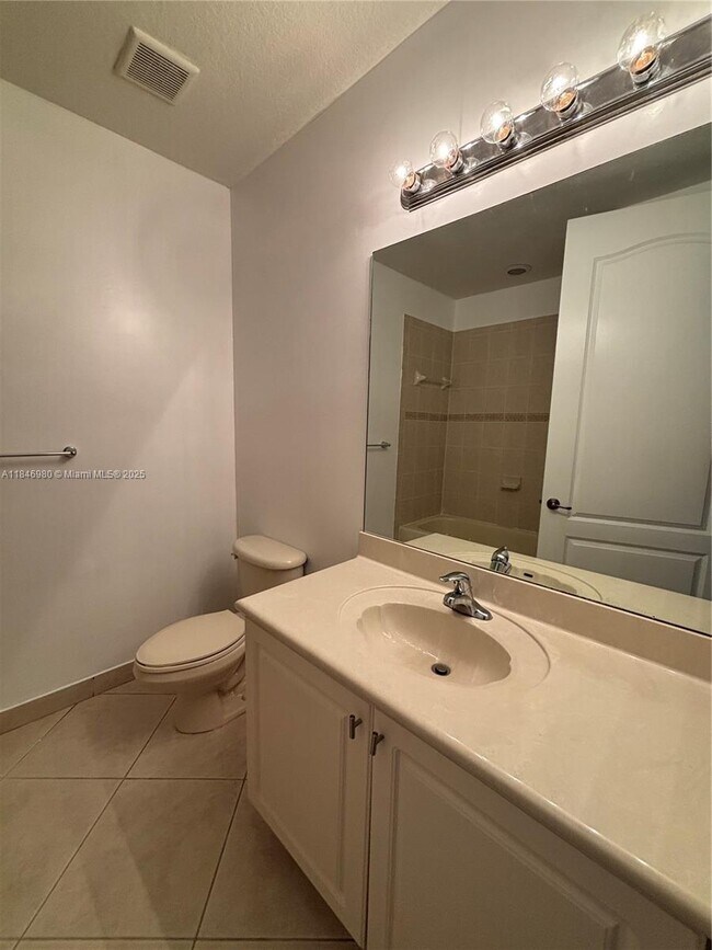 Building Photo - 413 SW 147th Ave