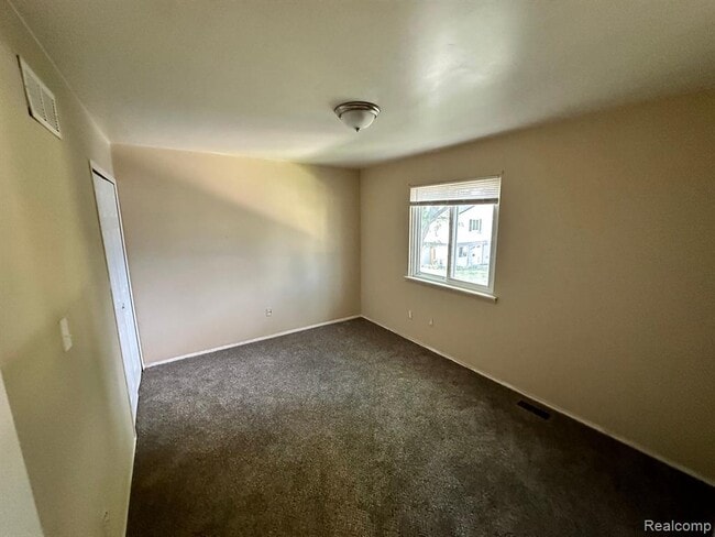 Building Photo - 41233 S Woodbury Green Dr