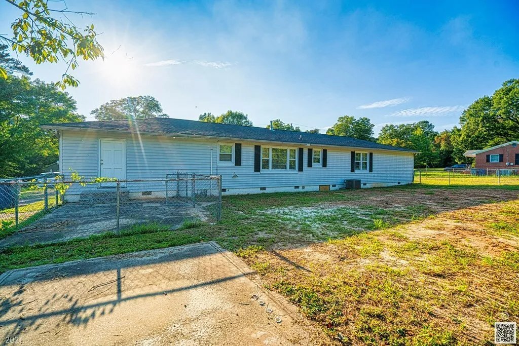 Building Photo - 308 Butler St