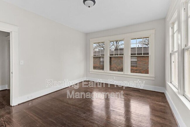 Building Photo - 1233Fulton Avenue SW