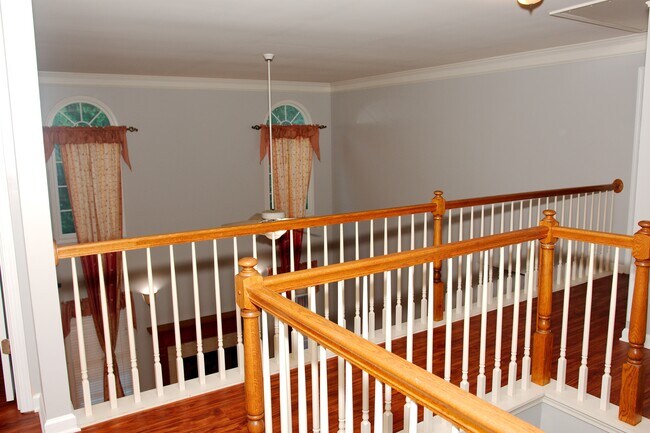 Building Photo - 2927 Arbor Creek Ln