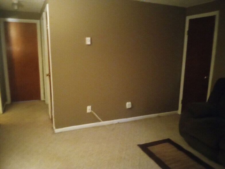 Building Photo - 1254 Pall Mall St