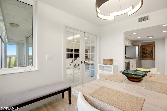 Building Photo - 5550 Heron Point Dr