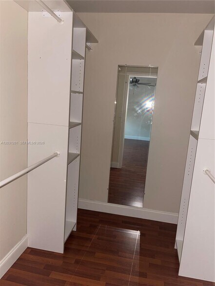 Building Photo - 7175 Nova Dr