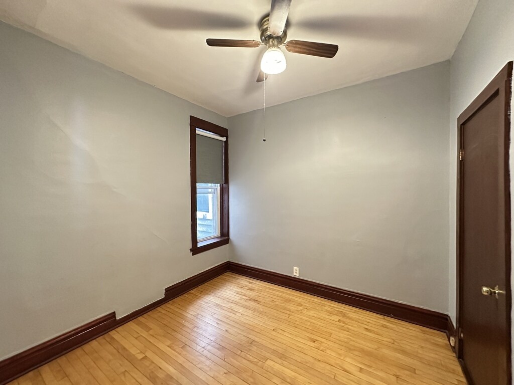 Building Photo - 3530 N Elston Ave