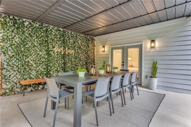 Building Photo - 3882 The Ascent NE