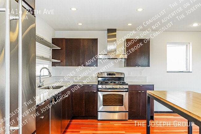 Building Photo - 1414 24th Ave
