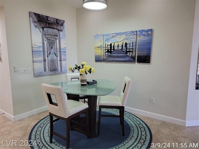 Building Photo - MIDRISE 2 BED, 2 BATH CONDO IN GUARD-GATED...