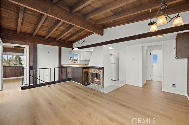 Building Photo - 415 Monterey Ln