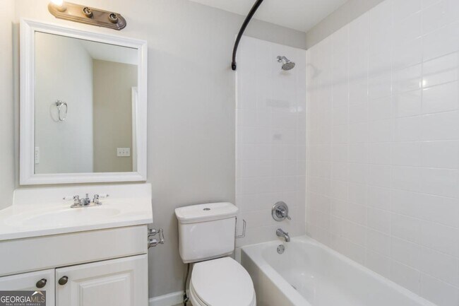 Building Photo - 6710 Timber Cove Pointe