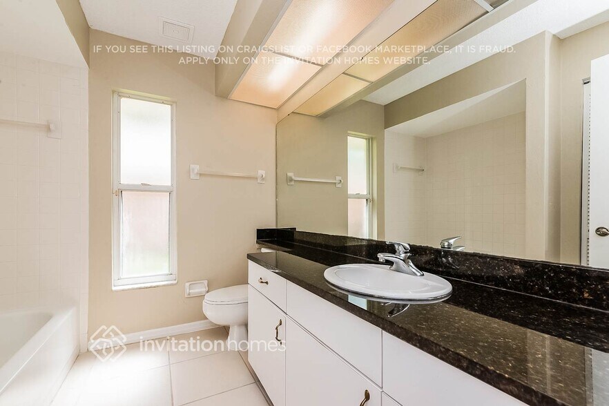 Building Photo - 3613 71st Terrace E