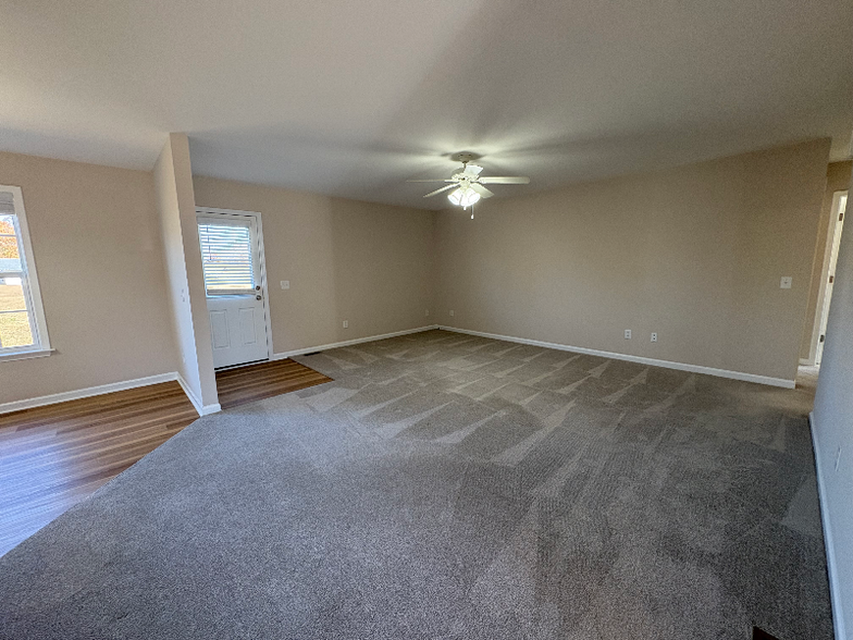 Building Photo - 342 Massengill Pond Rd