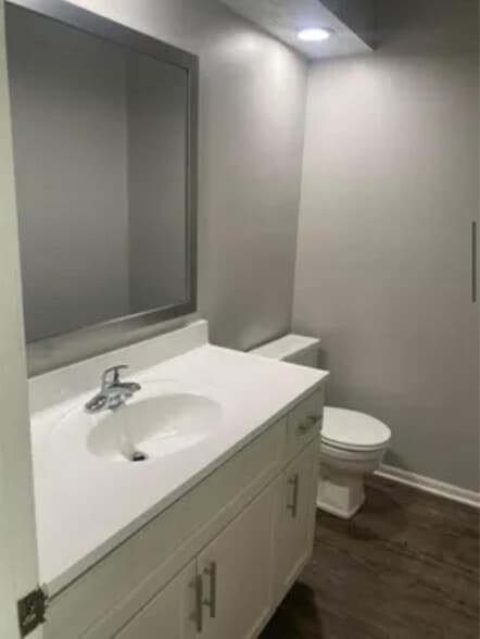 Building Photo - 7767 Hansgrove Ct