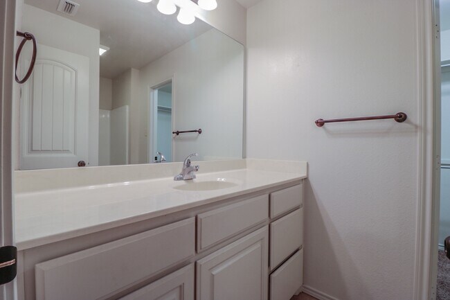 Building Photo - 9806 Avenue W