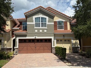 Building Photo - Come and Experience This Townhouse
