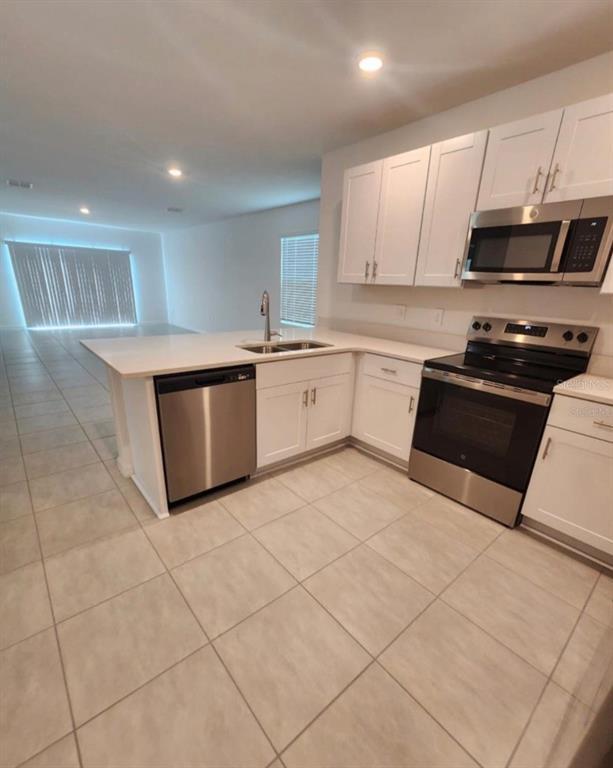 Building Photo - 208 Acorn Rd