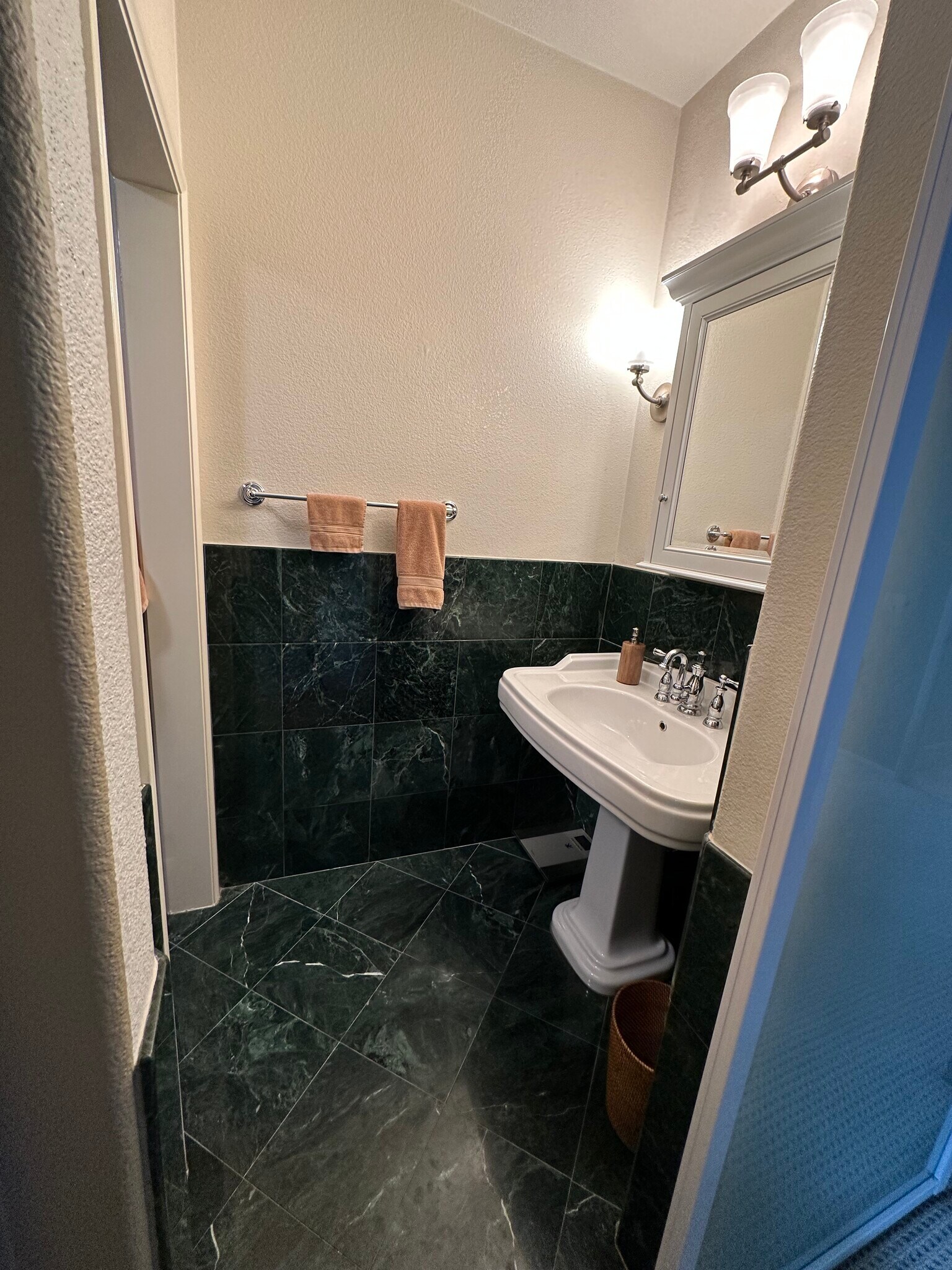 Building Photo - 1149 Terracina Ln