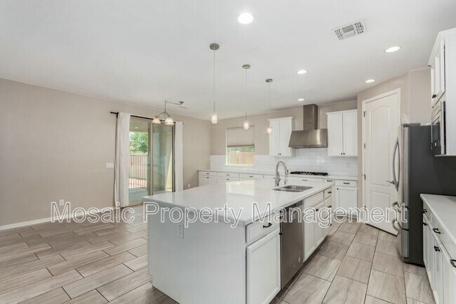 Building Photo - 3796 E Rakestraw Ln