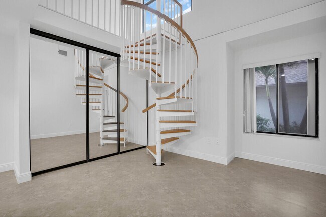 Building Photo - 112 Inner Harbour Way