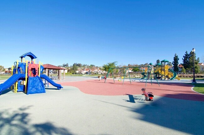 Building Photo - 251 Santa Susana Rd