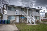 Building Photo - 110 E Borah Ave
