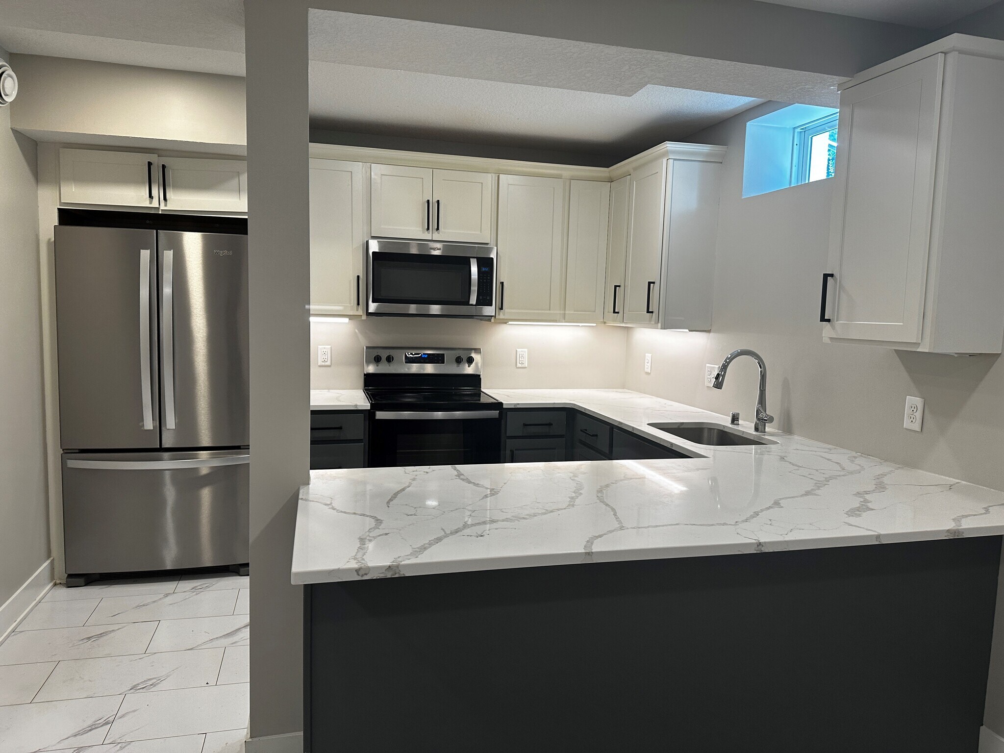 Building Photo - 3528 Bloomington Ave