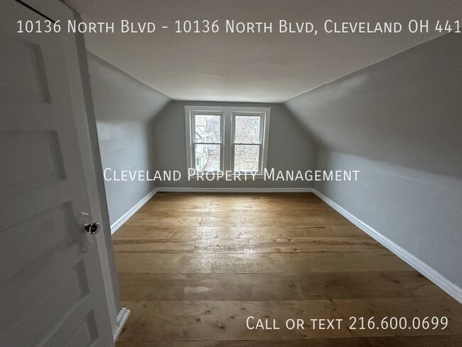 Building Photo - Newly Renovated Cleveland Duplex