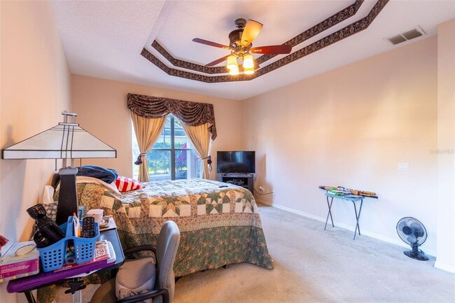 Building Photo - 497 Pickfair Terrace