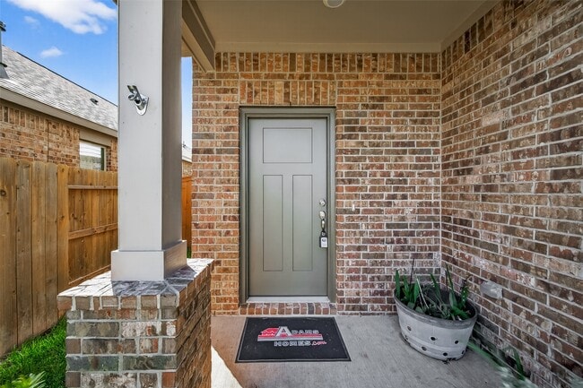 Building Photo - 409 Aurora Creek Ln