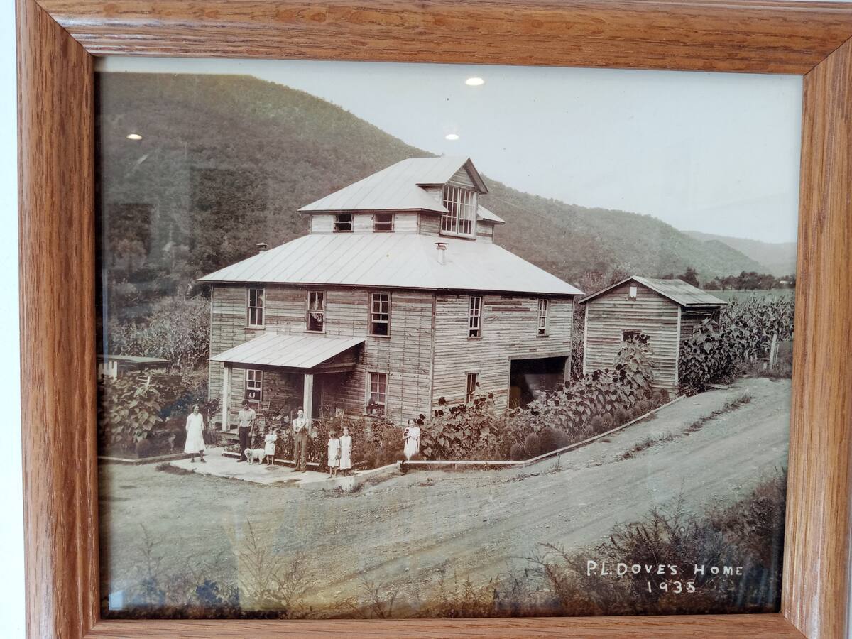 Building Photo - 49 Cullers Run Rd