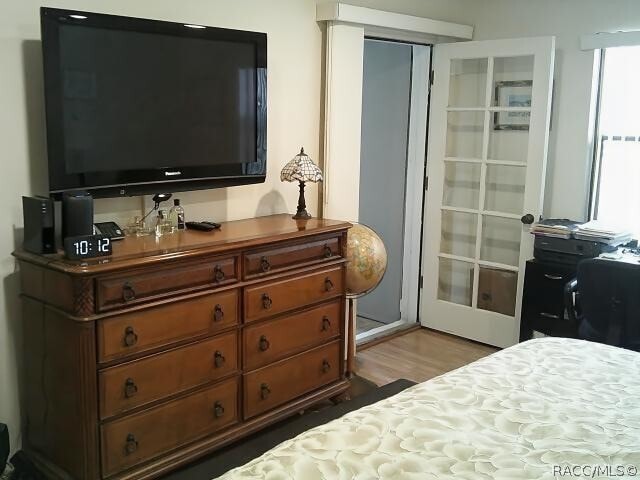 Building Photo - 760 E Gilchrist Ct