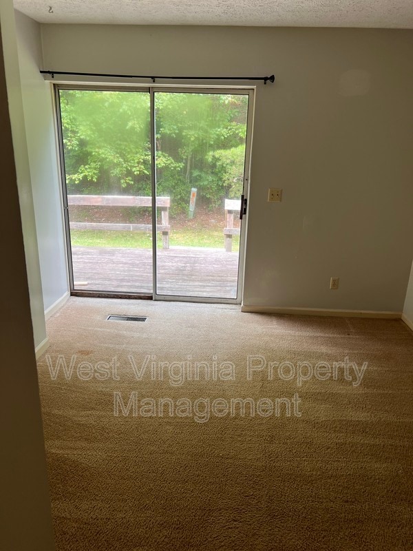 Building Photo - 184 Wyndale Dr