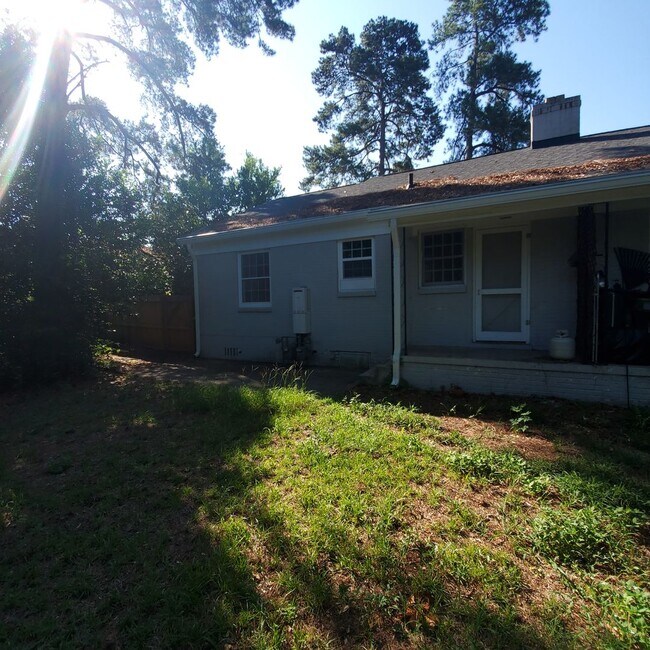 Building Photo - Location, Comfort & Charm – 2BR Duplex Near Fort Jackson