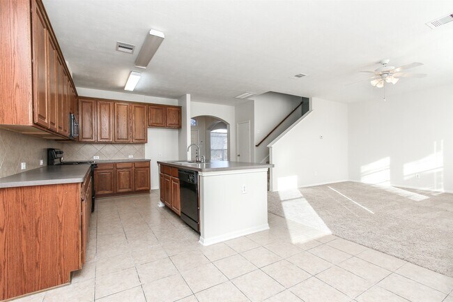 Building Photo - 6103 Menor Crest Dr