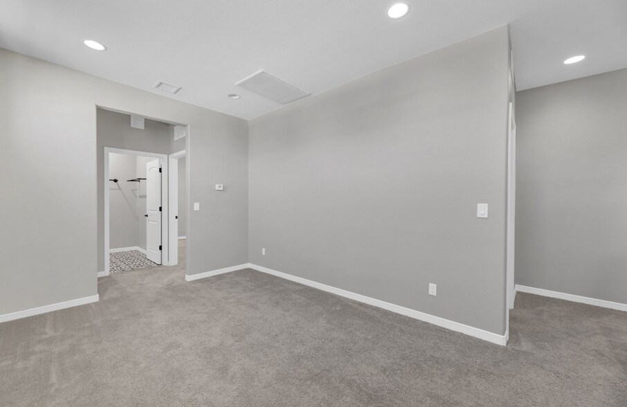 Building Photo - 4529 Mark Avizo St