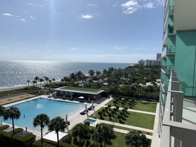 Building Photo - 350 Ocean Dr