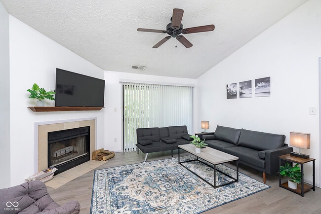 Building Photo - 4351 Village Pkwy Cir W