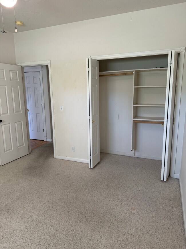 Building Photo - 14170 W Guinness Ct