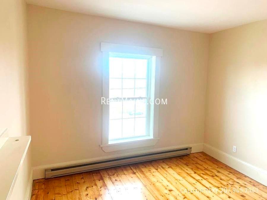 Building Photo - 3 Cushing St