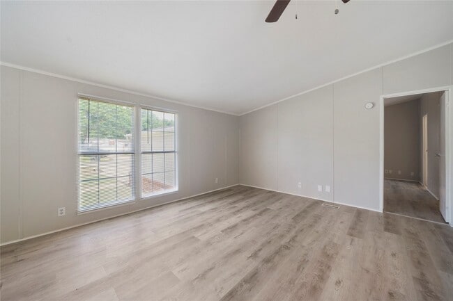 Building Photo - 16333 Lone Corral Ct