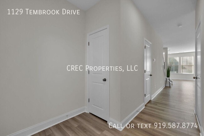 Building Photo - 1129 Tembrook Dr