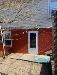 Building Photo - Cozy 1 bdrm Close to Downtown and Maryvill...