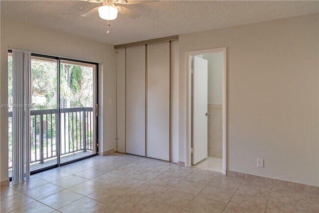 Building Photo - 3799 Cocoplum Cir