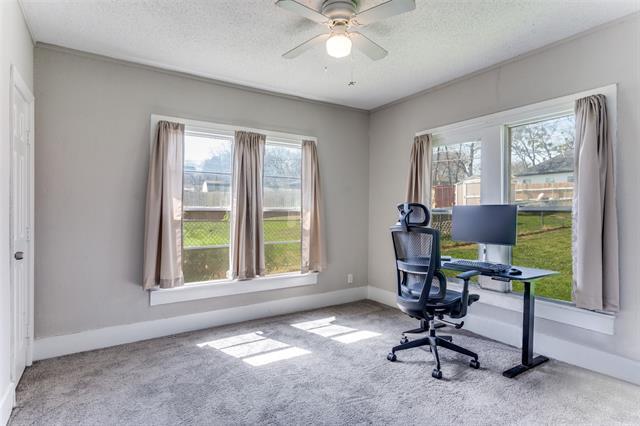 Building Photo - 826 Mirike Dr