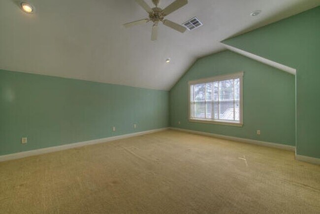 Building Photo - 4527 Avenue B