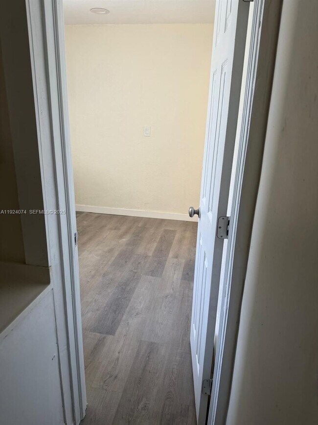 Building Photo - 19810 Holiday Rd