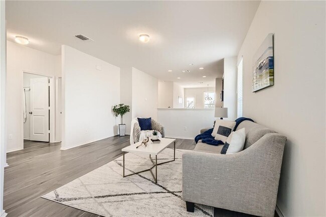 Building Photo - 288 Eves Necklace Dr.