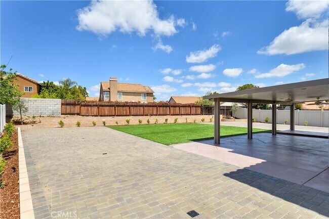 Building Photo - 8608 Oakthorn Cir